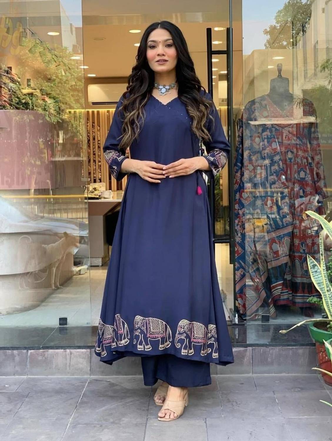 Ambrozee Women Kurti Palazzo Set