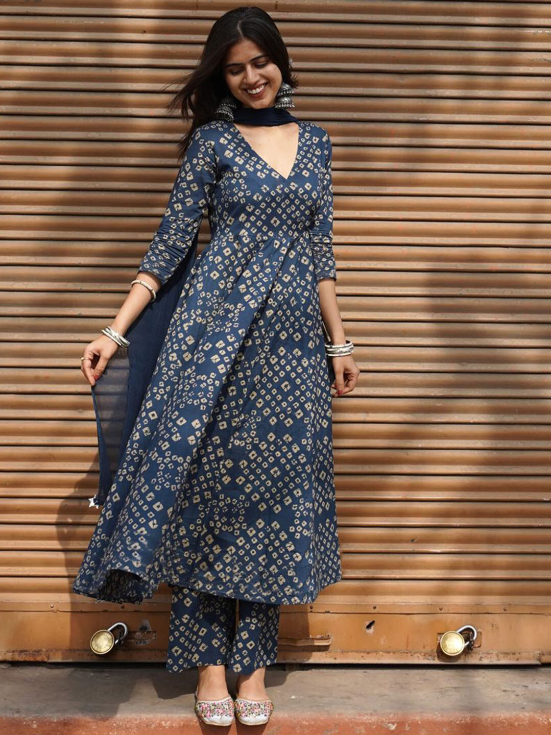 Image of YAGNIK FASHION Women Kurti Pant Dupatta Set
