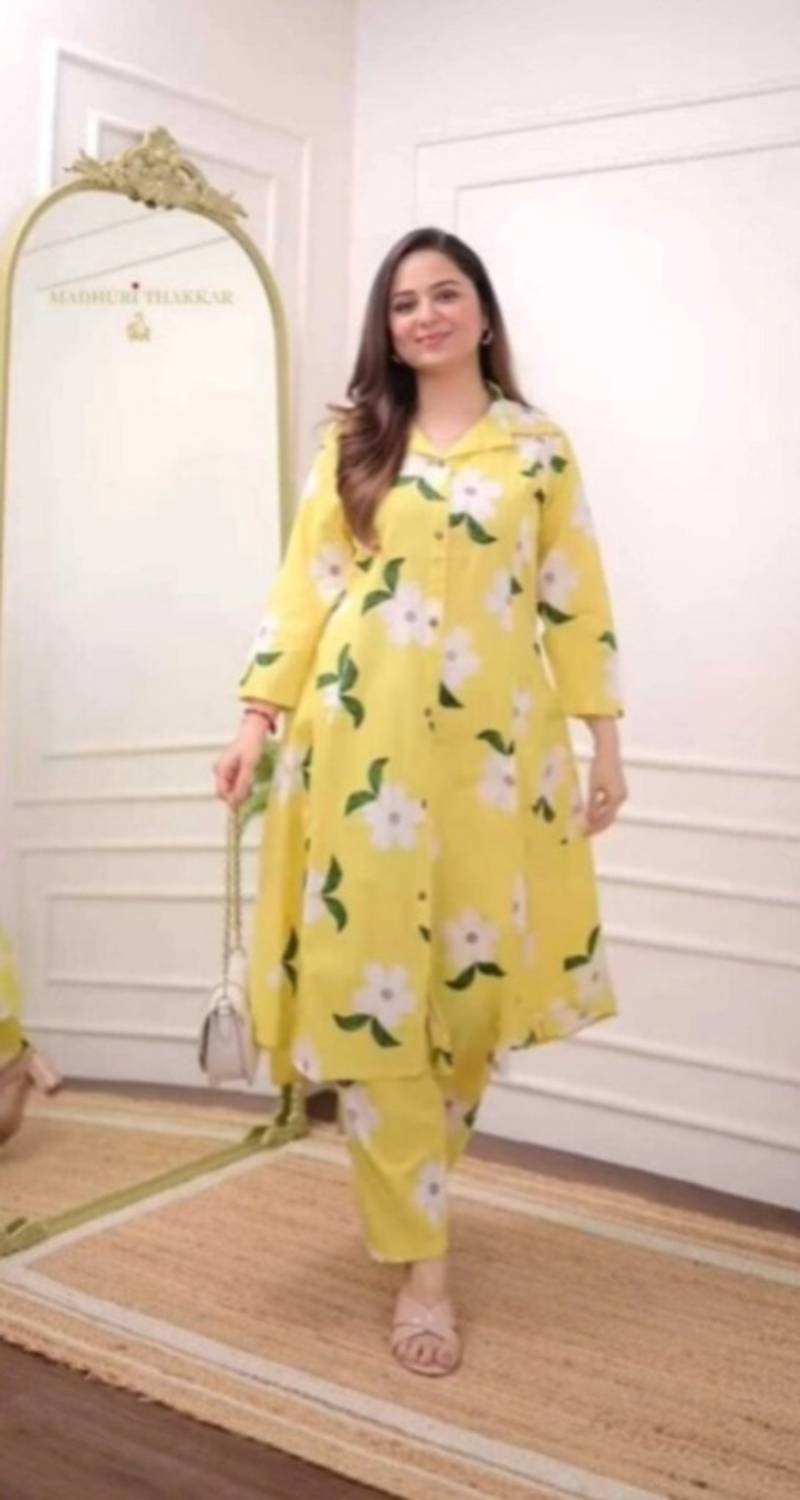 Aayeshafashion Women Kurta Pant Set