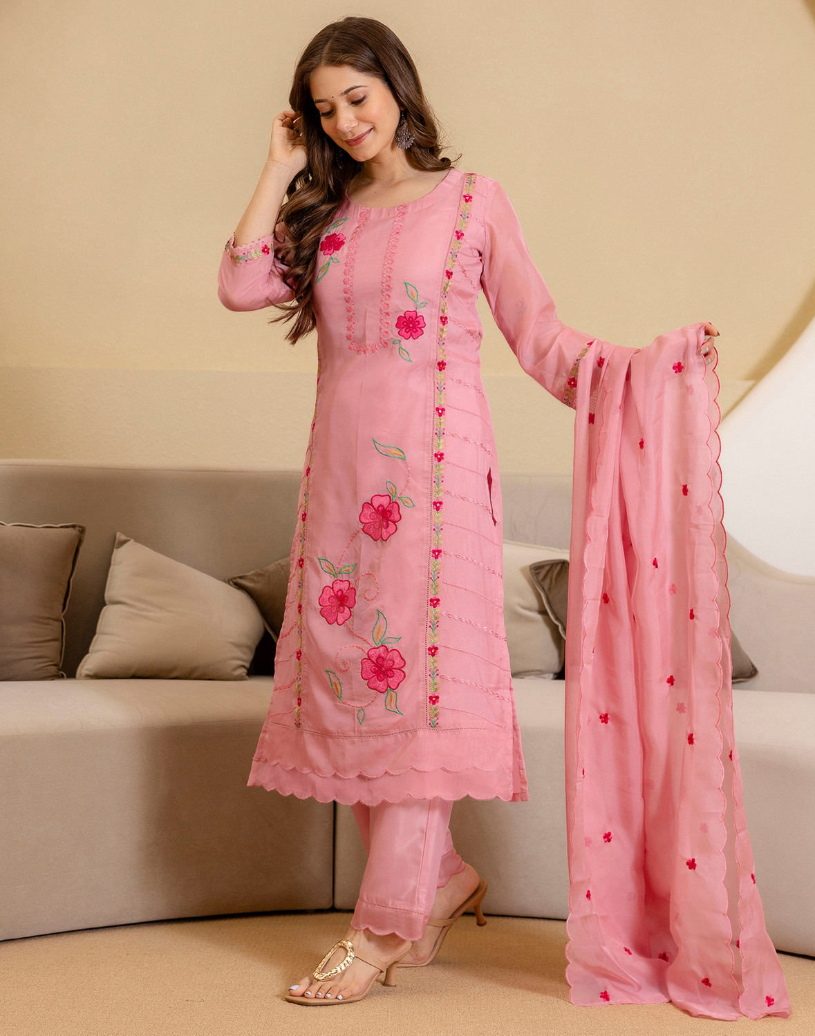 Image of Skylee Women Kurta Pant Dupatta Set
