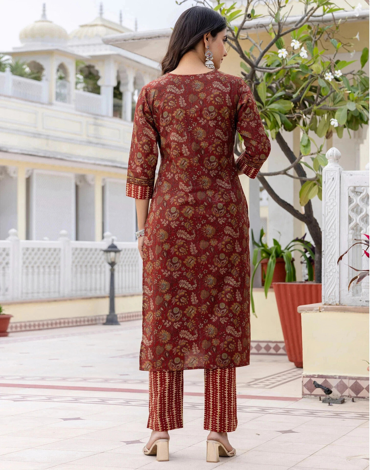 Image of Skylee Women Kurta Pant Dupatta Set