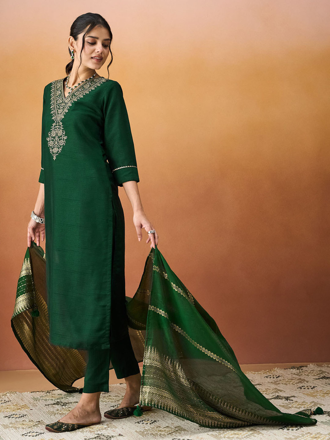 Image of Janmantar Women Kurta Pant Dupatta Set