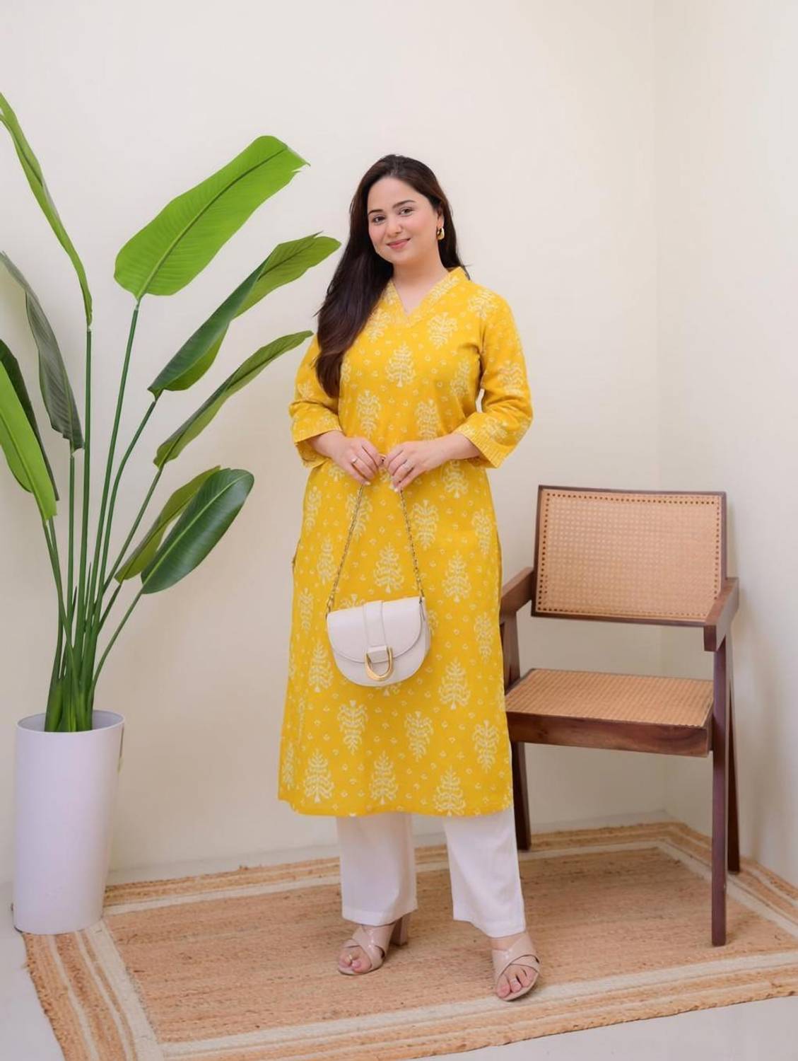Amayra Fashion Women Kurta Pant Set