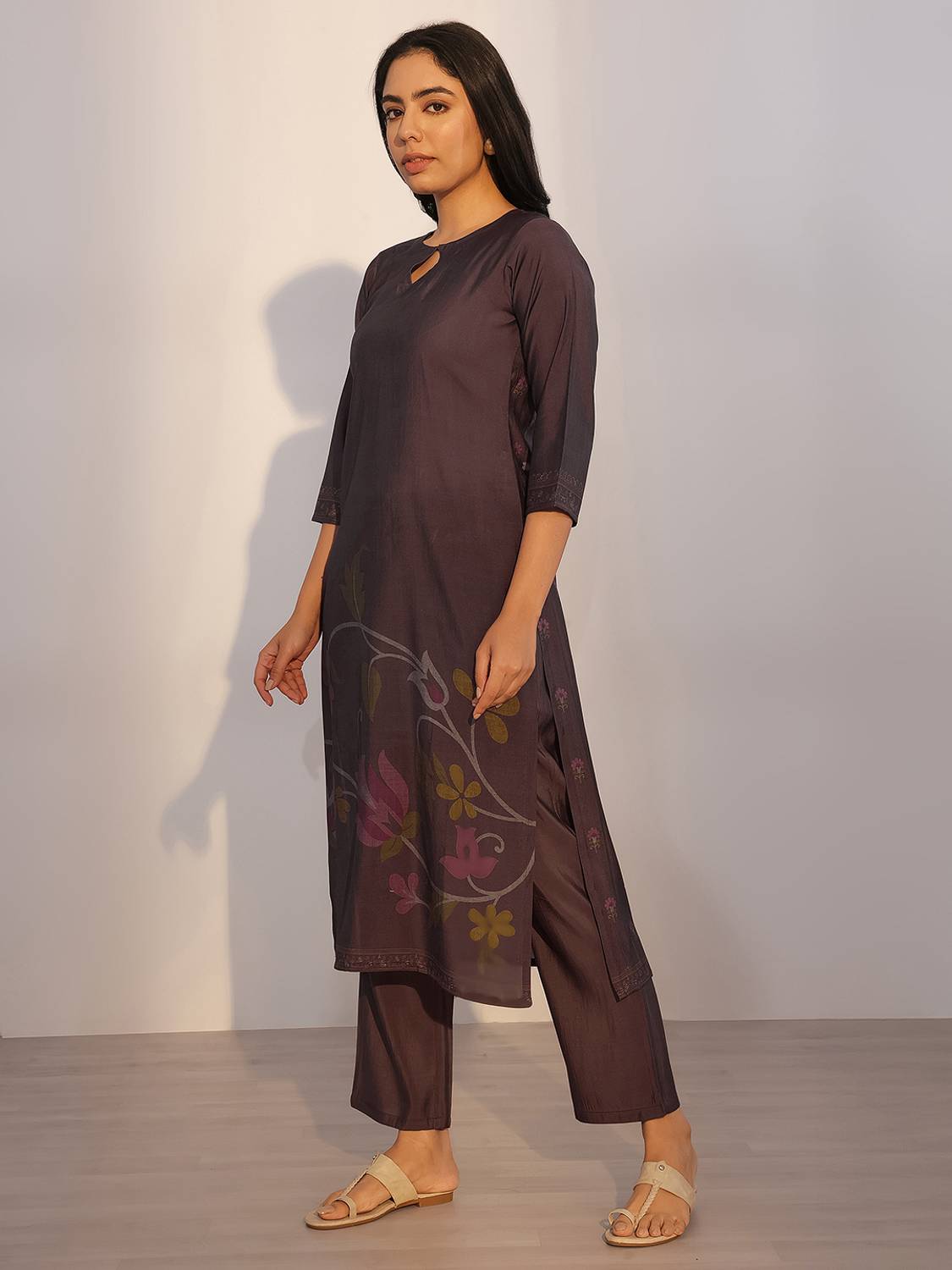 LIBAS Women Kurta Pant Dupatta Set - Image 3