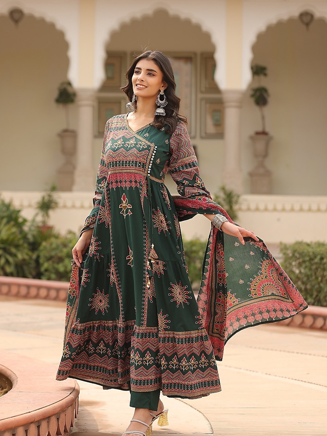Image of berrylicious Women Kurta Pant Dupatta Set