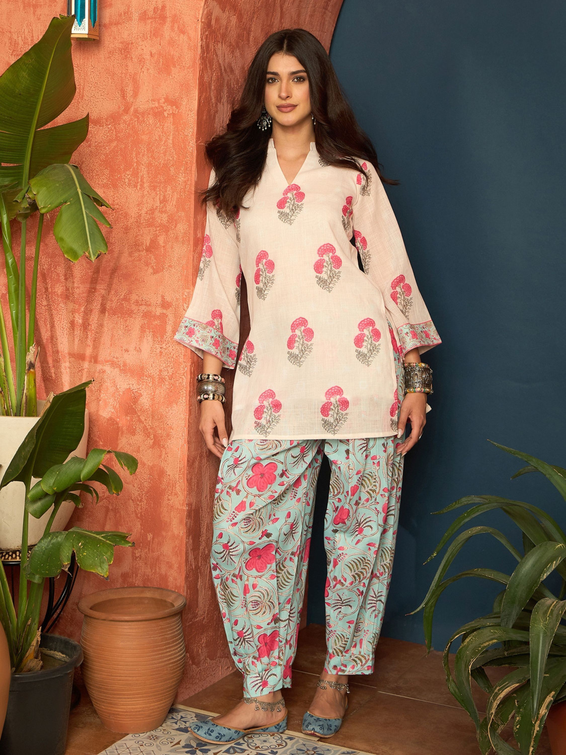 Image of Youthnic Women Kurta Salwar Set