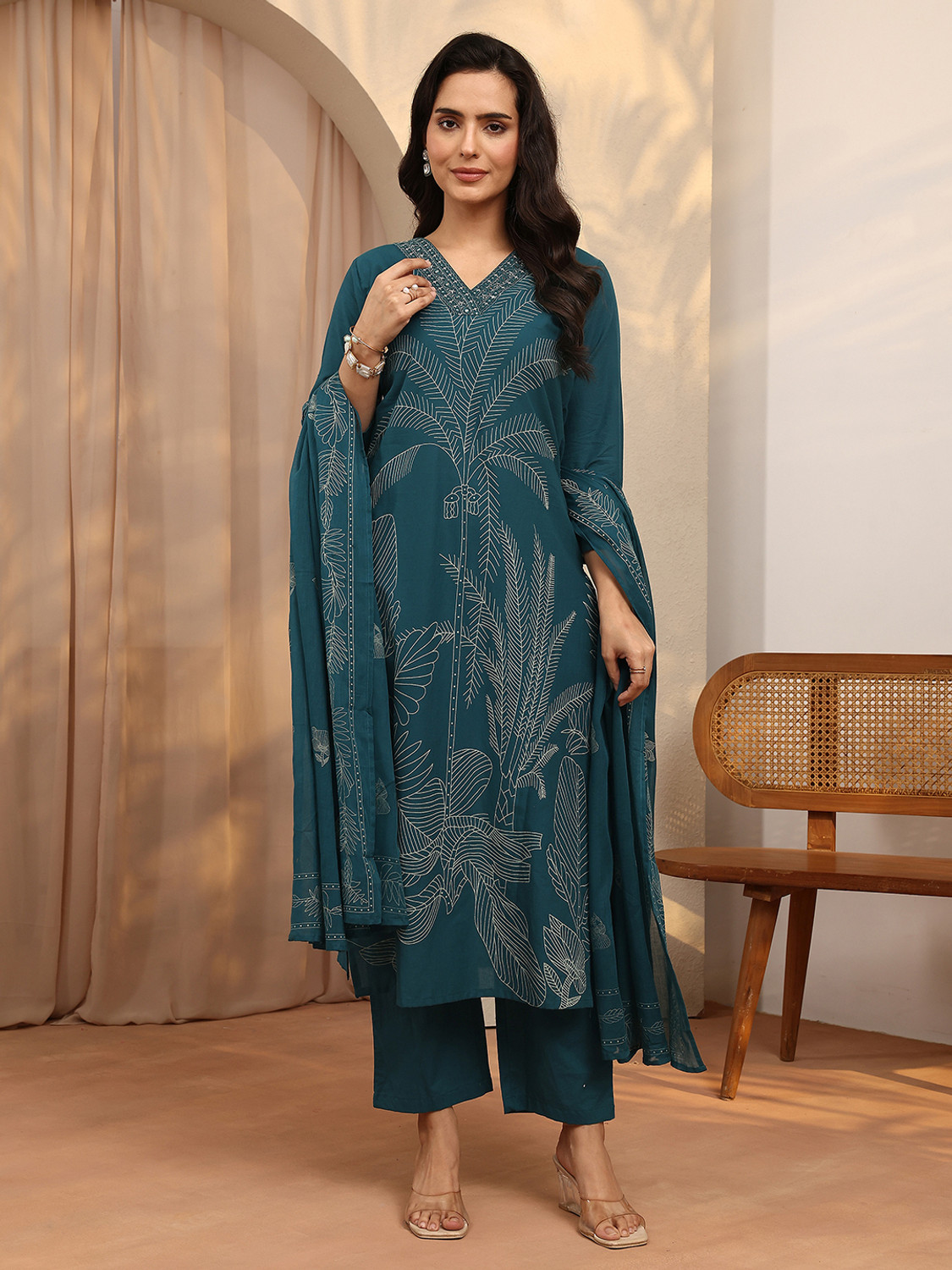 Image of LIBAS Women Kurta Pant Dupatta Set