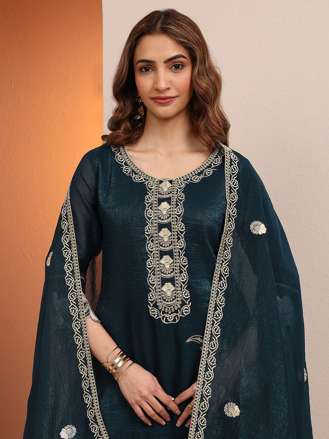 Image of LIBAS Women Kurta Pant Dupatta Set