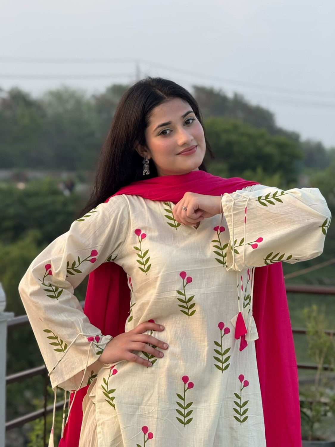 Image of Udbhav Export Women Kurta Salwar Dupatta Set