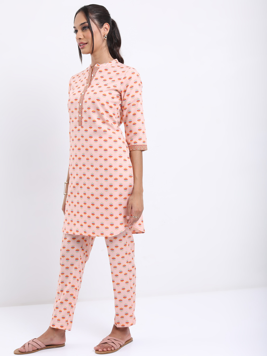 Image of Vishudh Women Ethnic Top Pant Set
