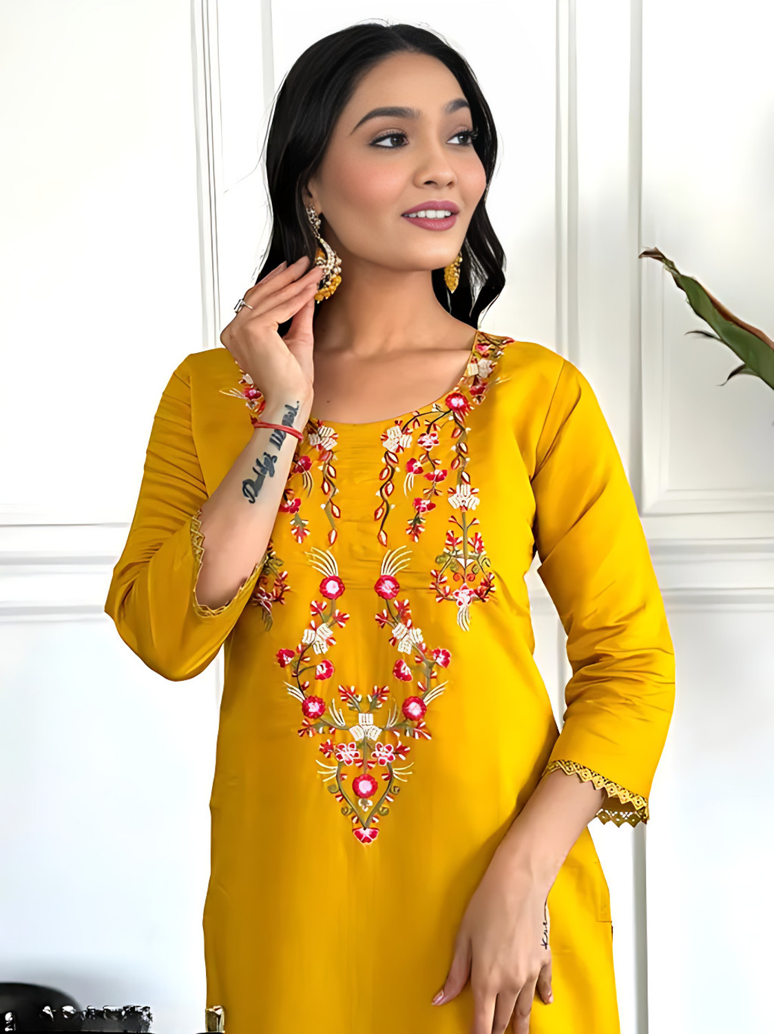 Image of rutva Women Kurti Pant Attached Dupatta Set