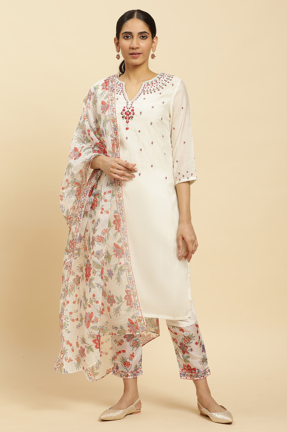 Image of Women Viscose Rayon Kurta Pant Dupatta Set