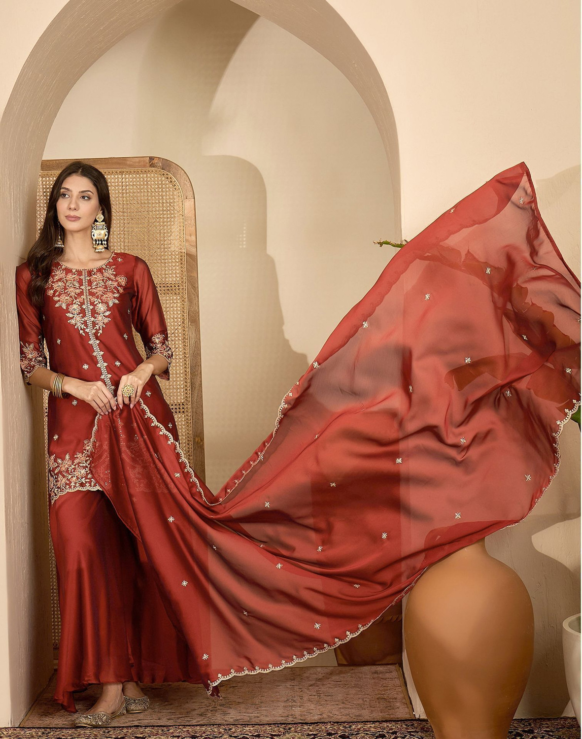 Image of Skylee Women Kurta Sharara Dupatta Set