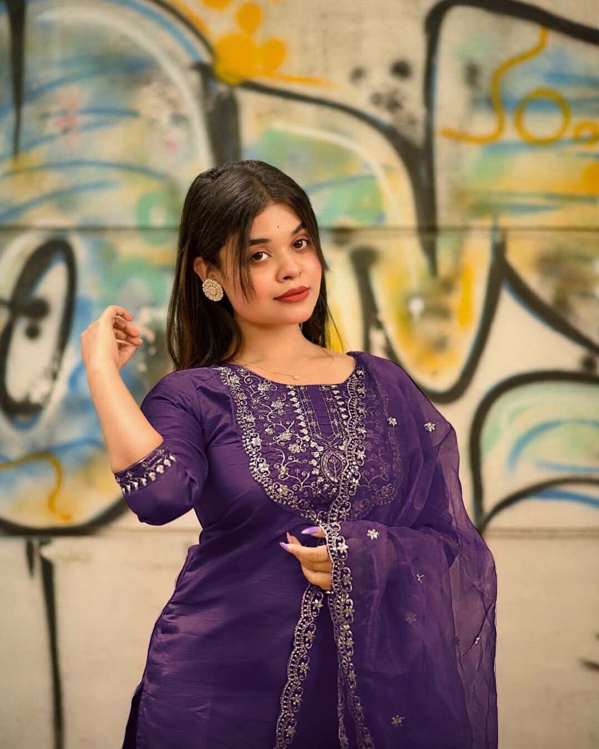 Image of ONIYURI Women Kurti Pant Dupatta Set