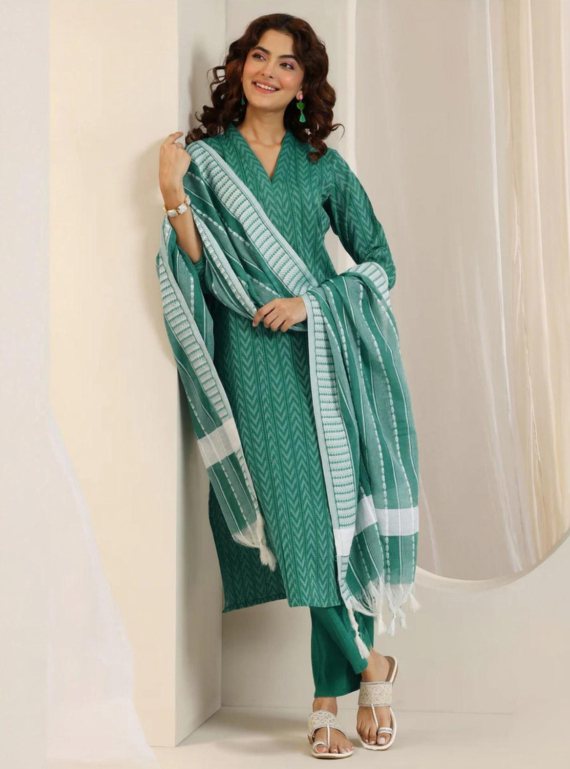 Image of Madarwa Women Kurta Pant Dupatta Set