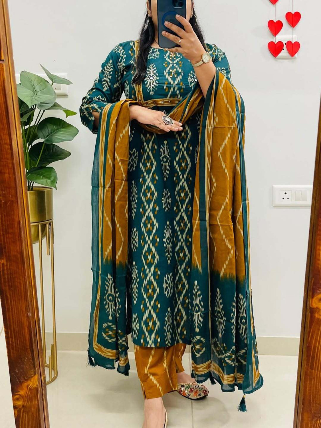 Image of LAJHAB Women Kurta Pant Dupatta Set