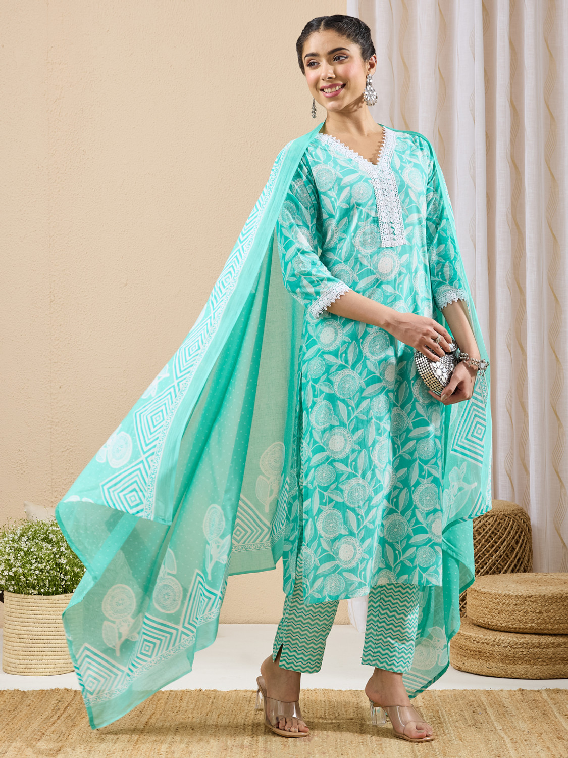 Image of Janasya Women Kurta Pant Dupatta Set