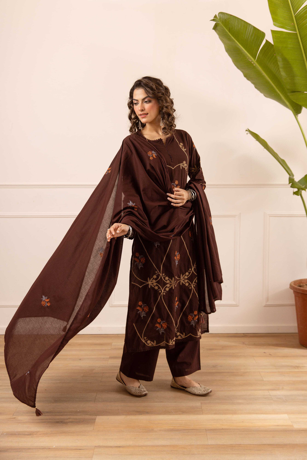 Image of Nehamta Women Kurta Pant Dupatta Set