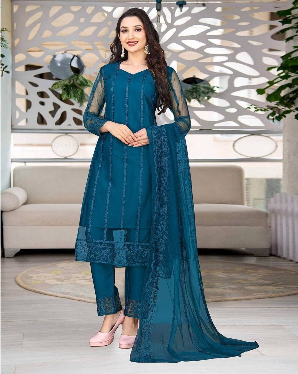 AADITASYA Women Kurta Pant Dupatta Set