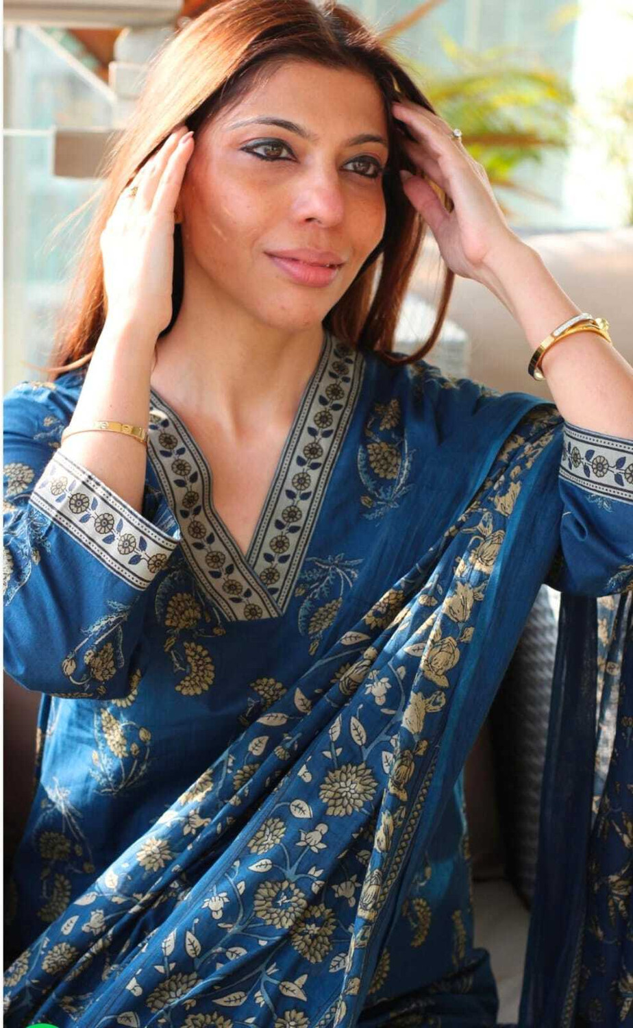 Image of PRK Women Kurti Pant Dupatta Set