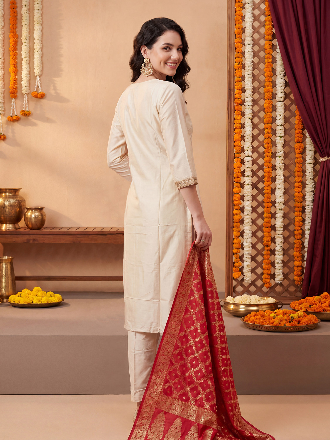Image of Indo Era Women Kurta Pant Dupatta Set