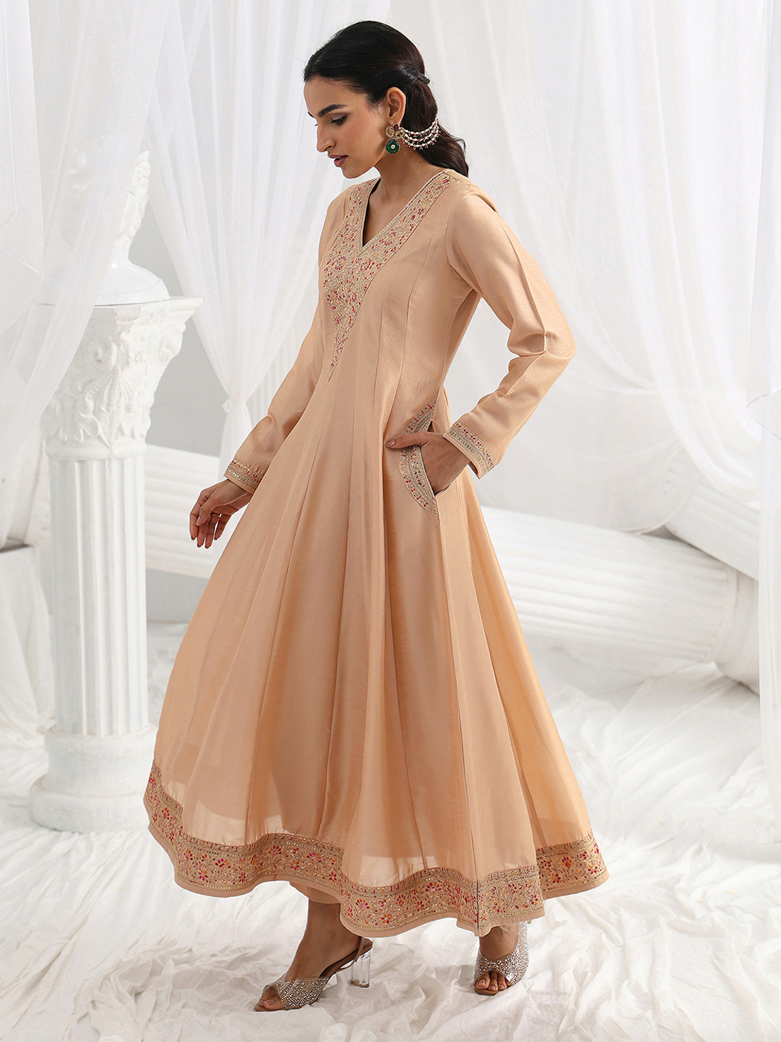 Image of LIBAS Women Kurta Pant Dupatta Set