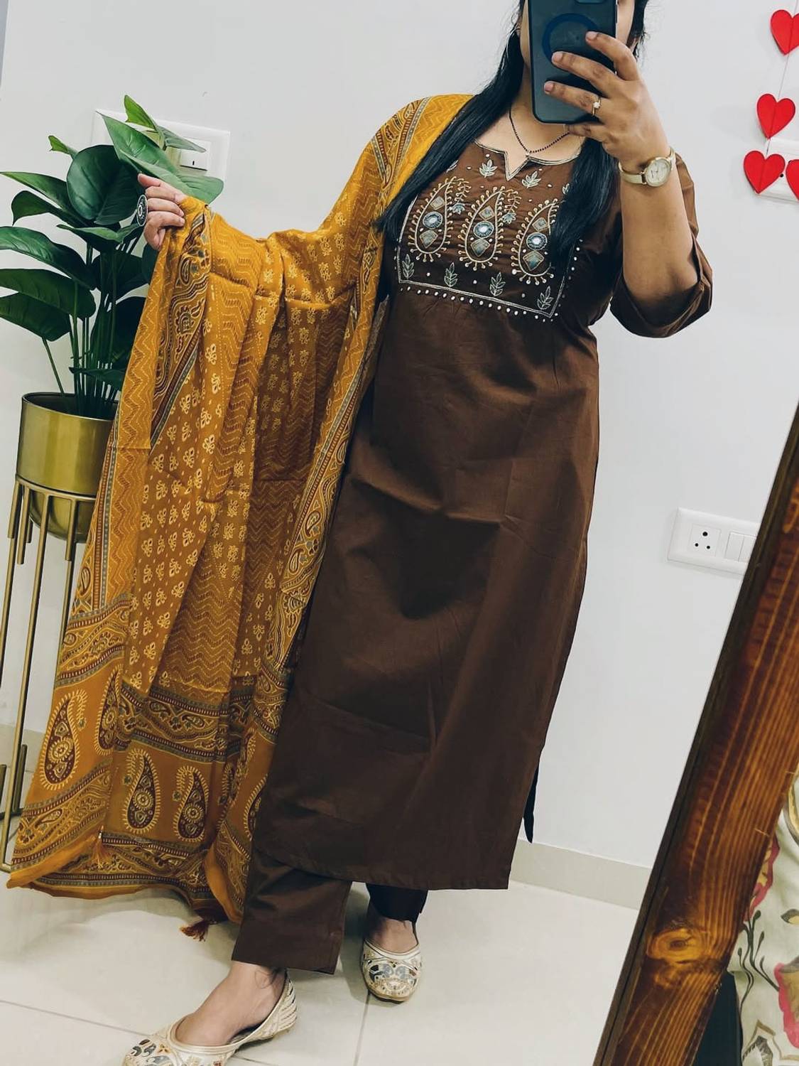 housepride Women Kurta Pant Dupatta Set - Image 1