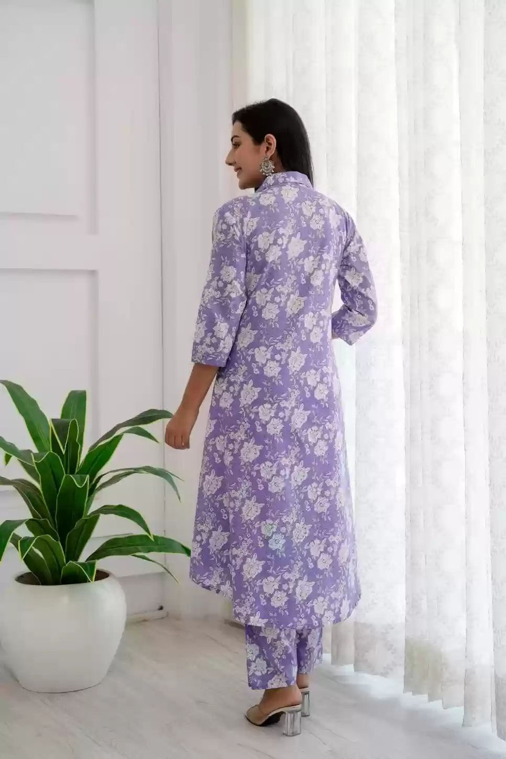 Image of SAINI CREATION Women Pant Set