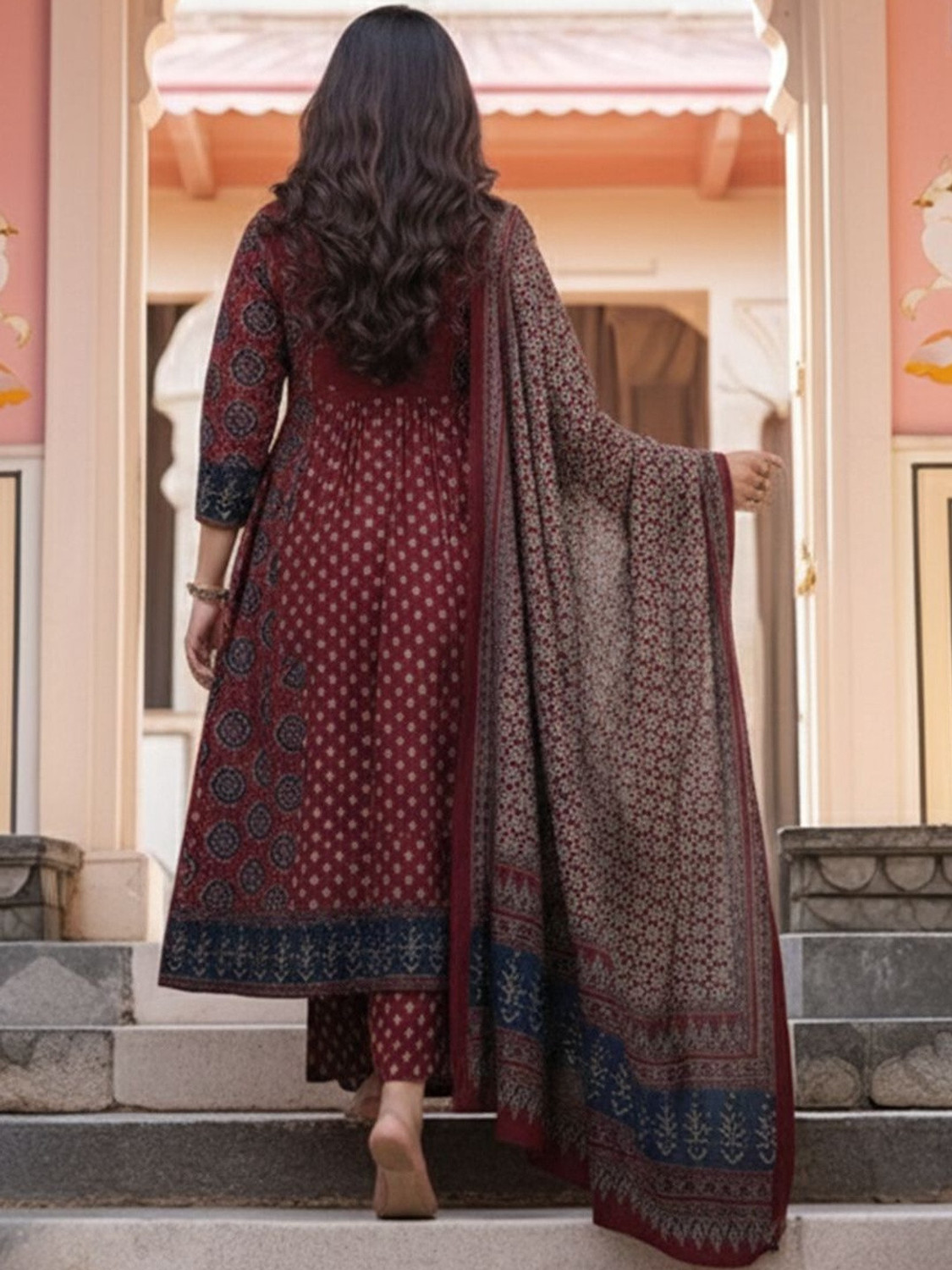Image of Divastri Women Kurta Pant Dupatta Set