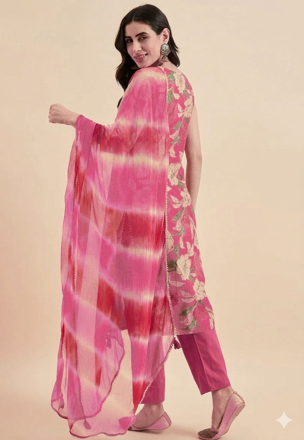 Image of JHANJHRIYA FAB Women Kurta Pant Dupatta Set