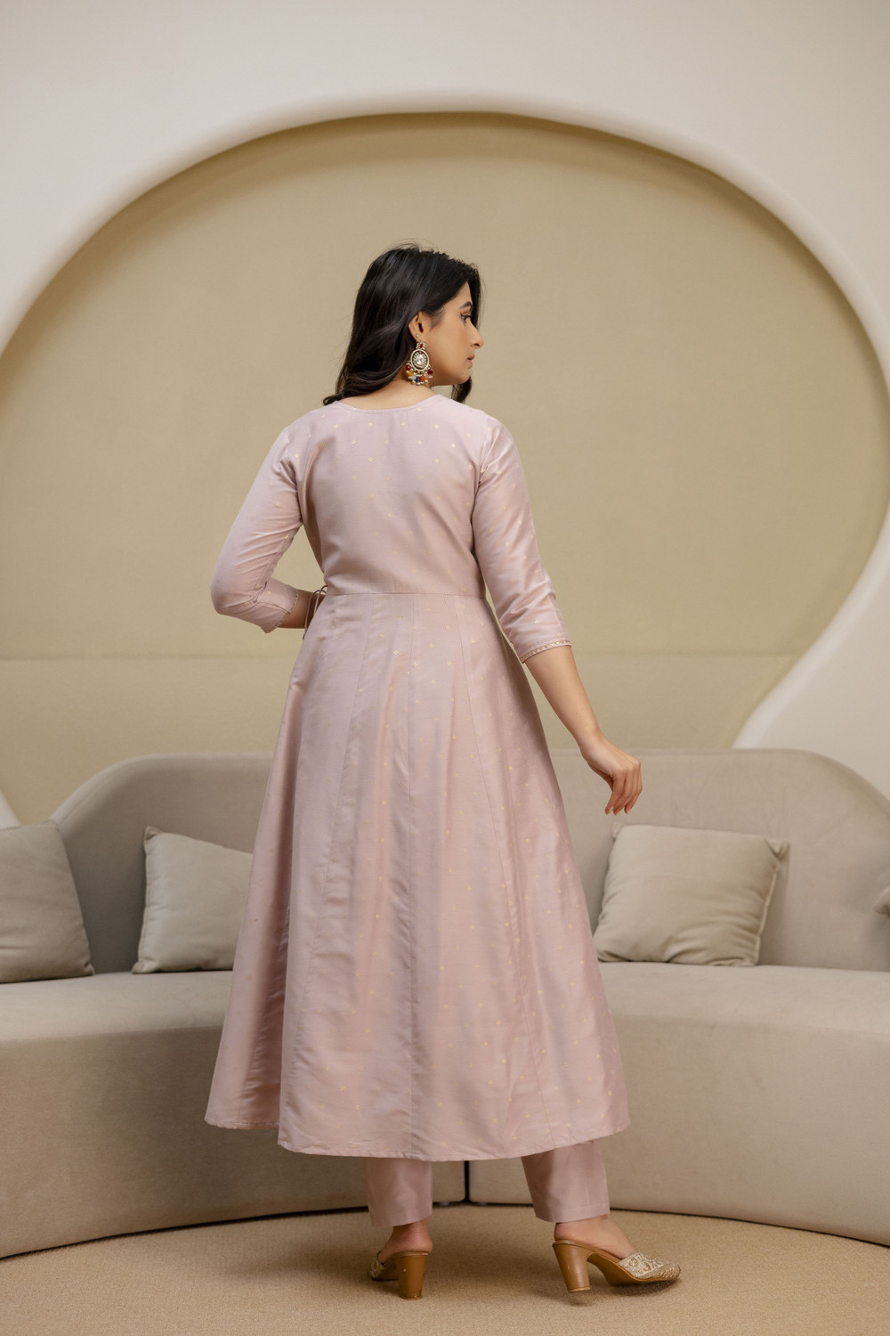 Image of berrylicious Women Jacquard Kurta Pant Dupatta Set