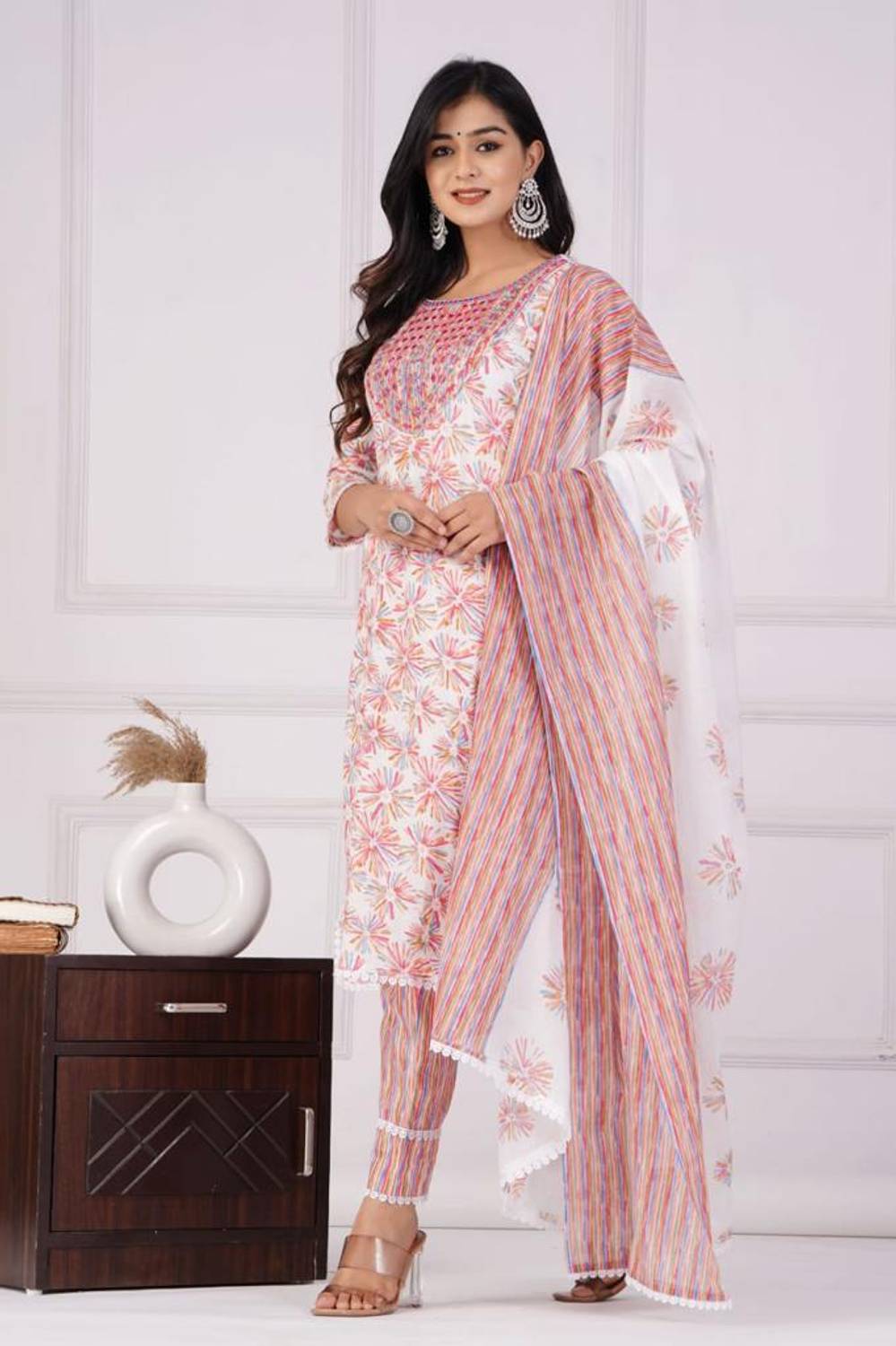 Arzu Women Kurta Pant Dupatta Set