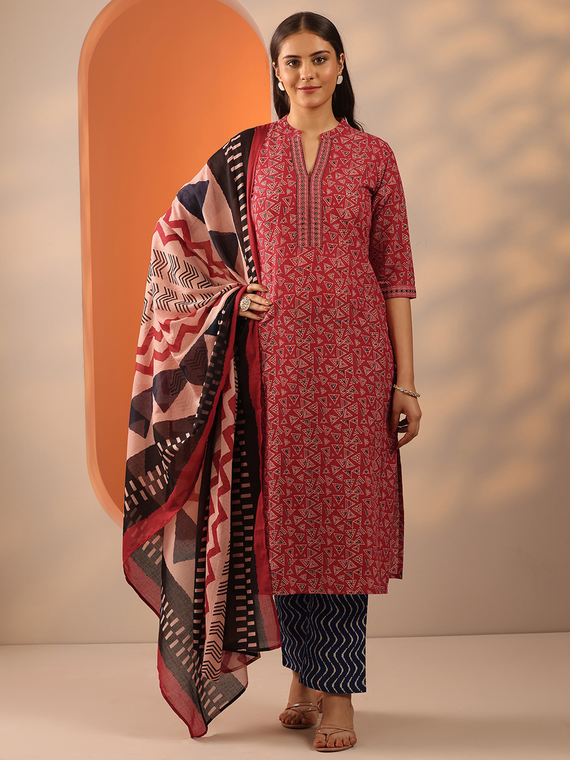 Image of LIBAS Women Kurta Pant Dupatta Set