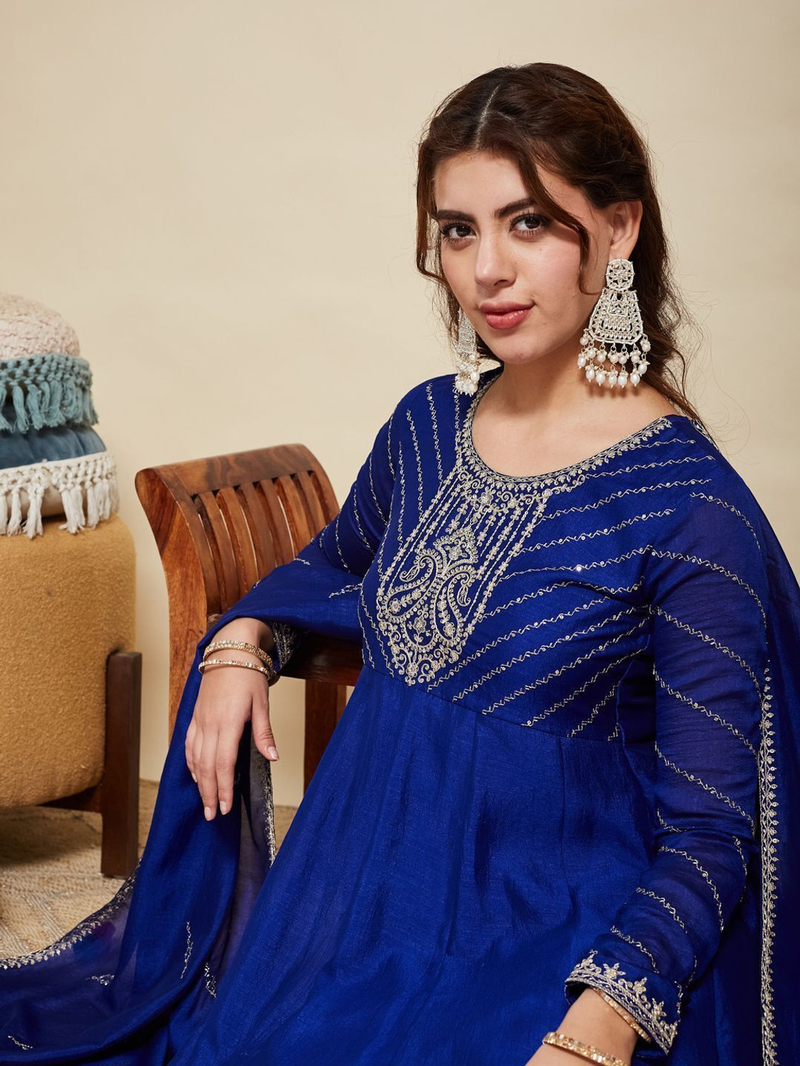Image of MOKOSH Women Kurta Pant Dupatta Set