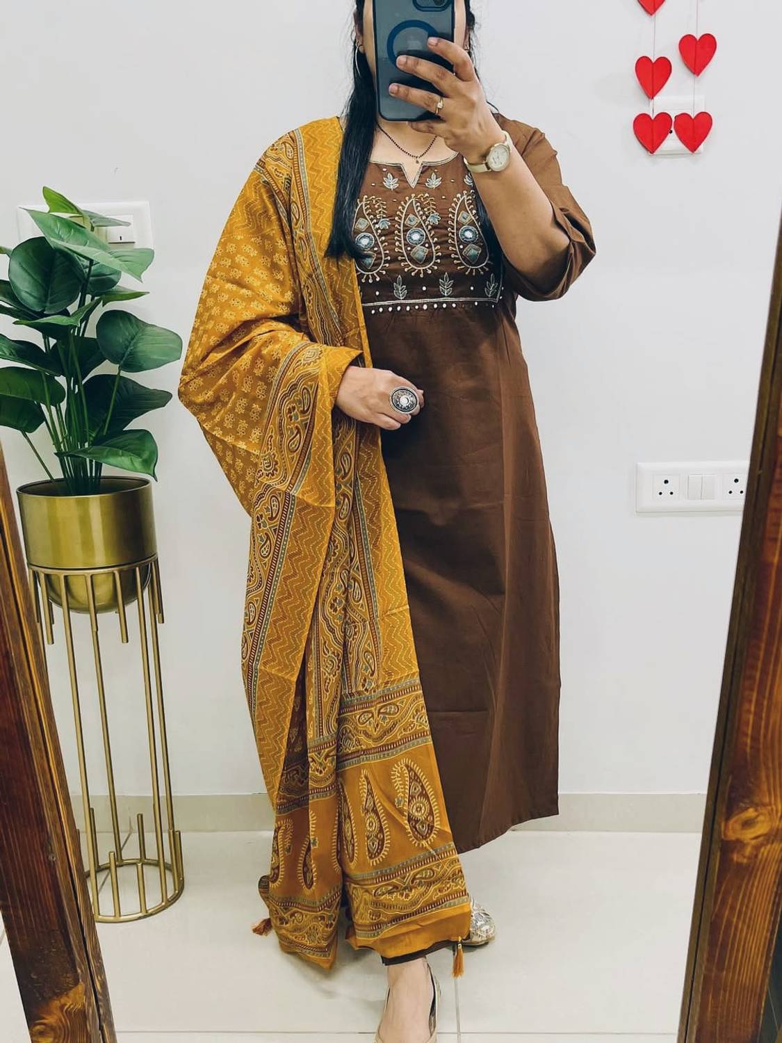 housepride Women Kurta Pant Dupatta Set - Image 2