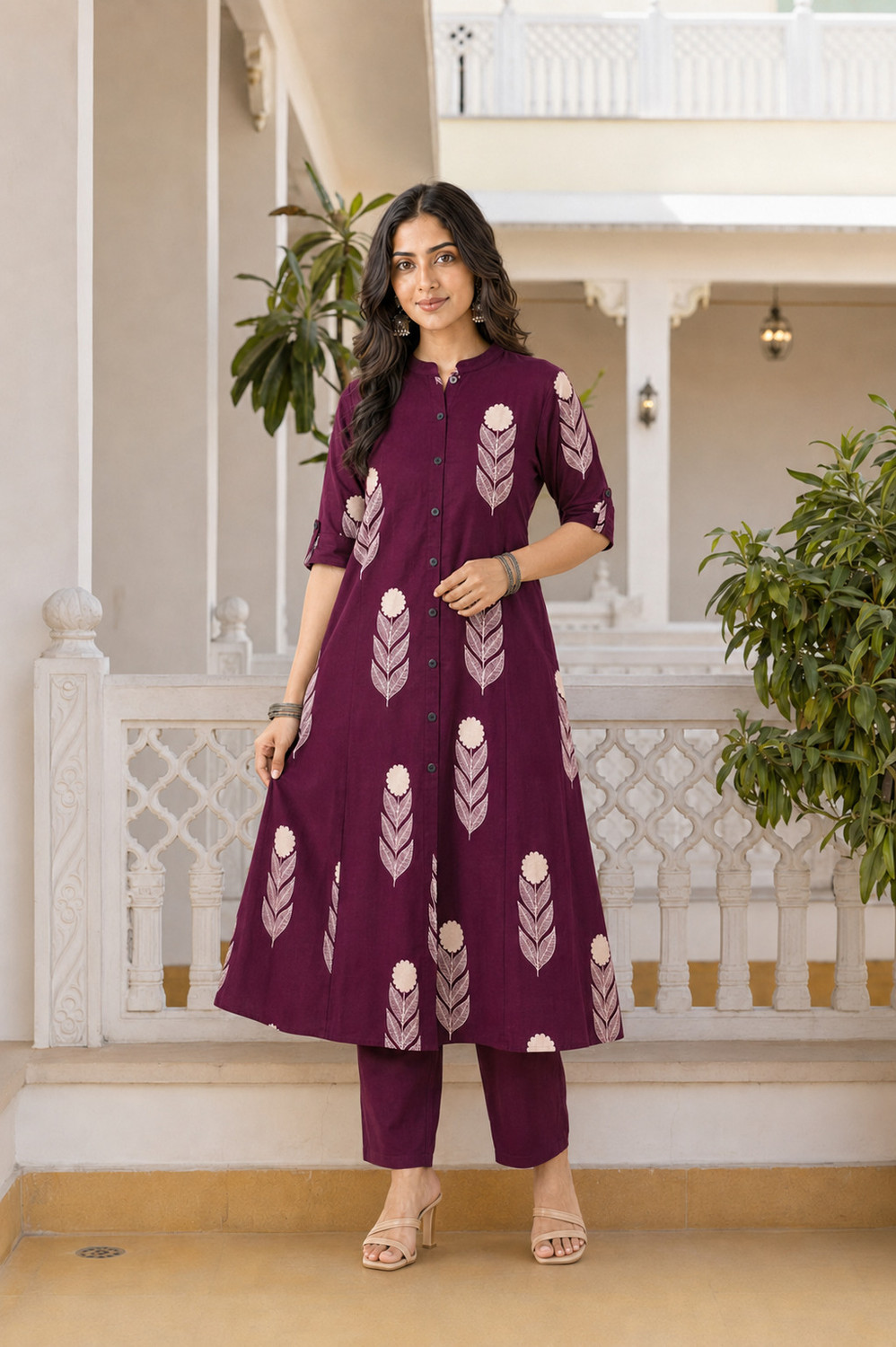Image of VAANEEP Women Cotton Blend Kurta Pant Set