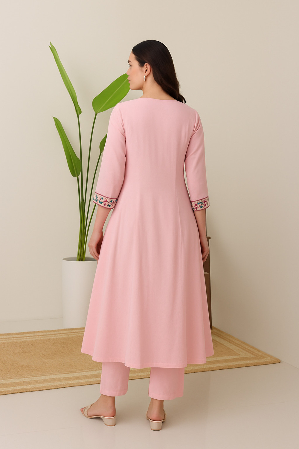 Image of BRIHASPATIWEARS Women Kurta Pant Set