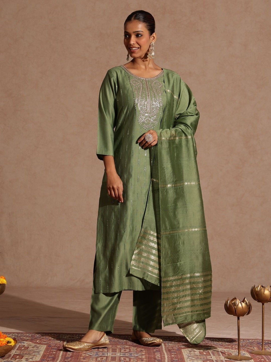 Image of Janasya Women Kurti Pant Dupatta Set