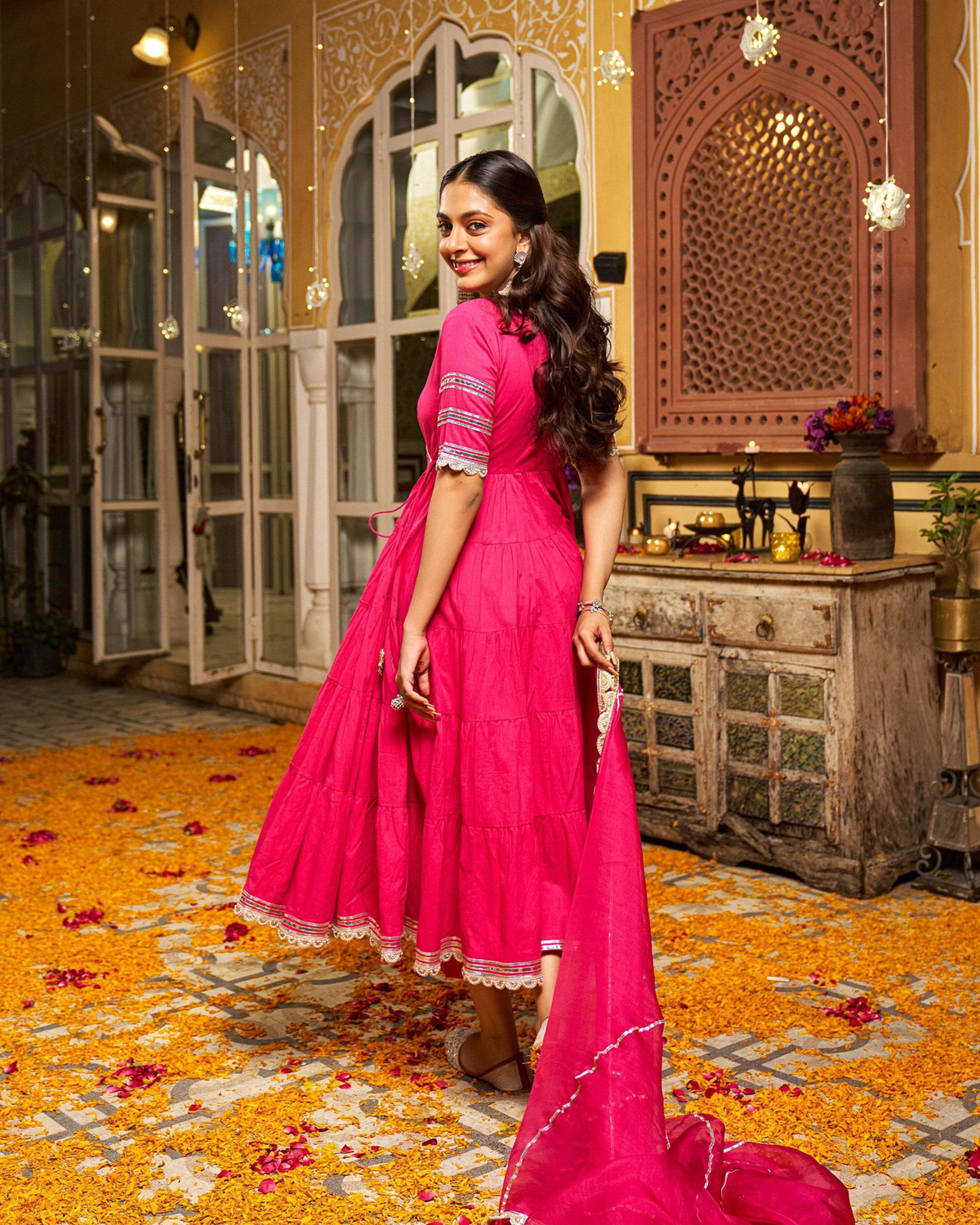 Image of Vastranikhar Women Kurta Palazzo Dupatta Set