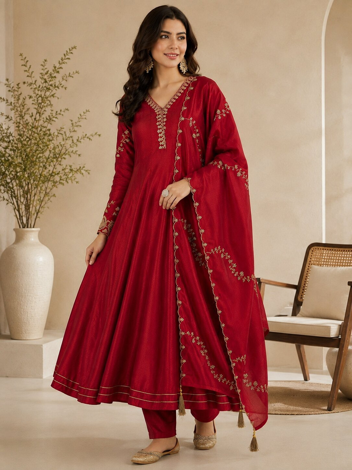 Image of OMICRON FAB Women Silk Blend Kurta Pant Dupatta Set