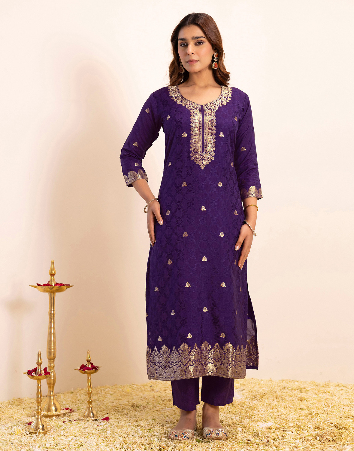 Image of Skylee Women Silk Blend Kurta Pant Dupatta Set