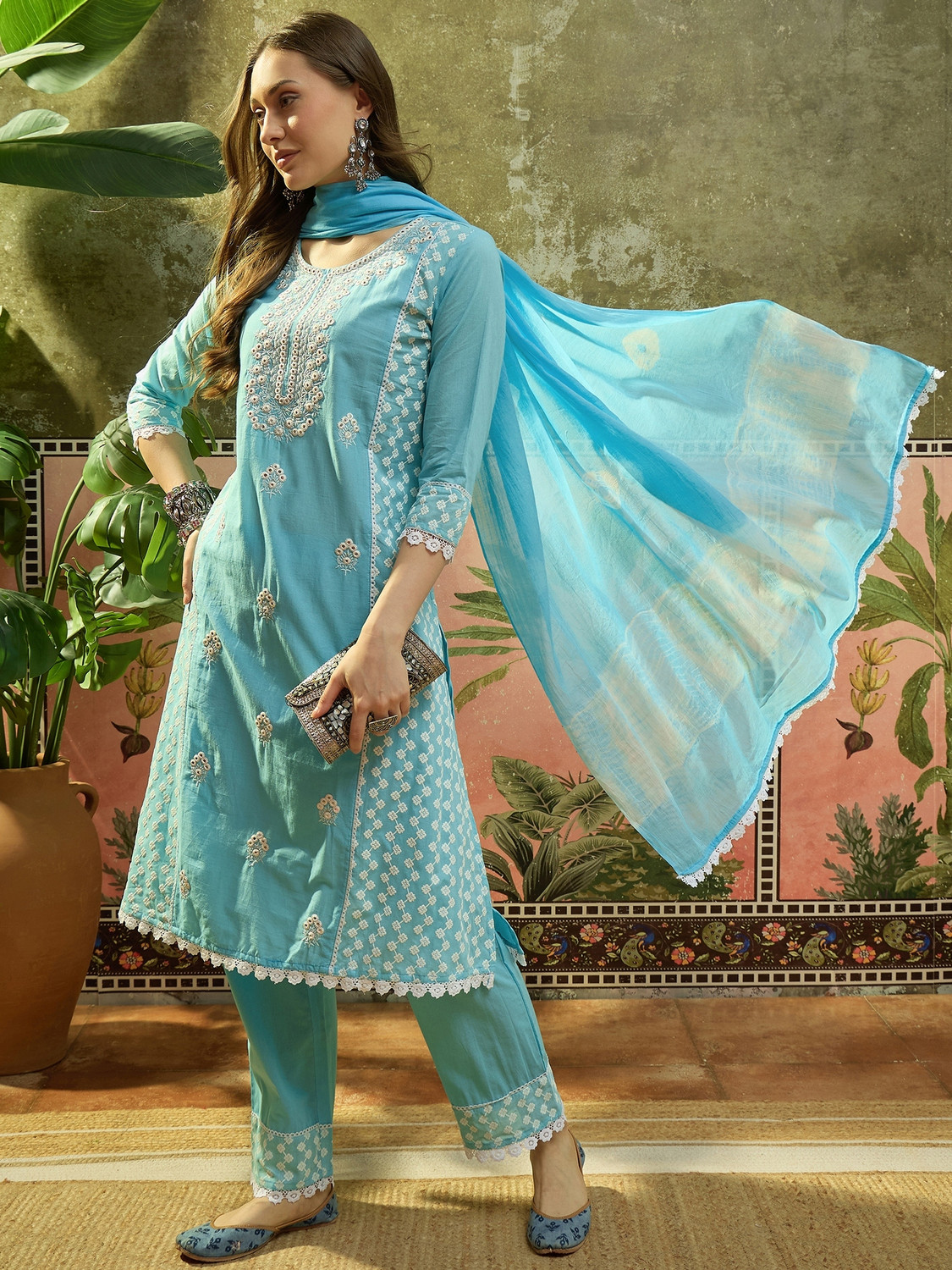 Image of SILHARA Women Kurta Pant Dupatta Set