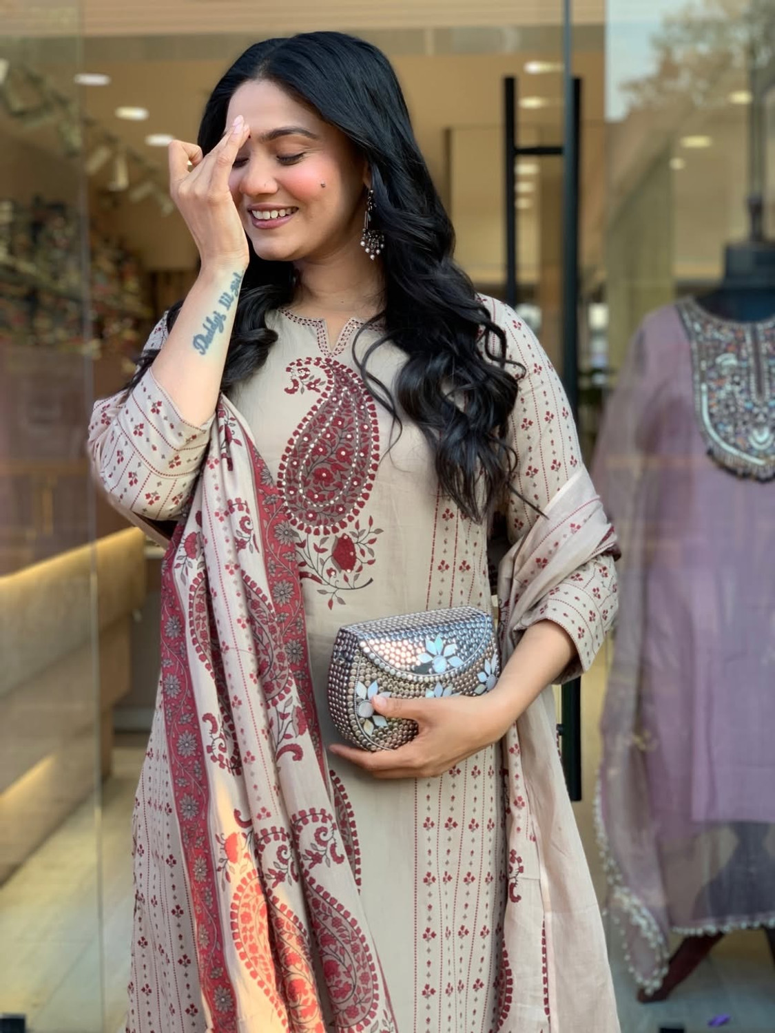 Image of Zaraa Women Kurta Pant Dupatta Set