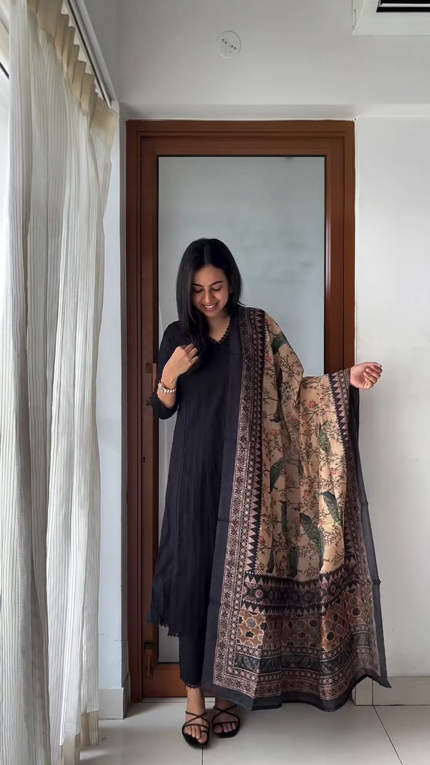 Image of Anni Designer Women Kurti Pant Dupatta Set