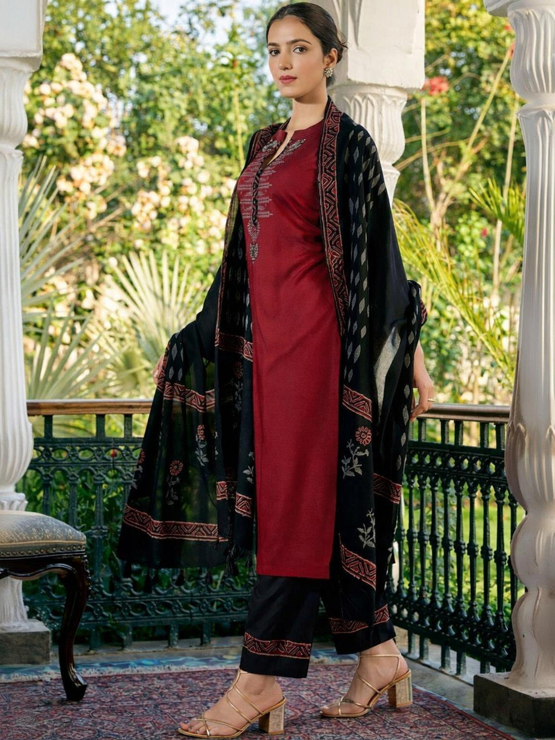 Image of Jaipuri Bunaai Women Kurta Palazzo Dupatta Set