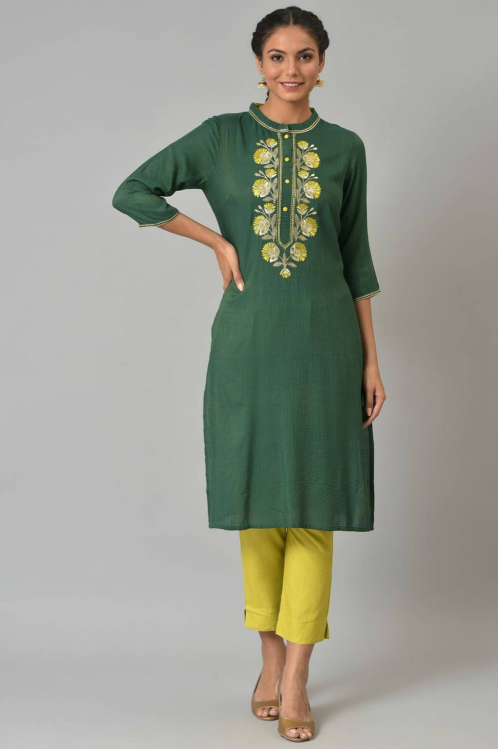 Aurelia Women Kurta Pant Set