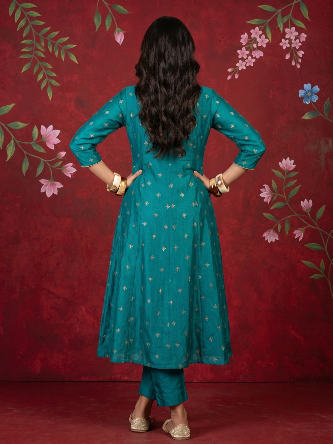 Image of Sangria Women Kurta Pant Dupatta Set