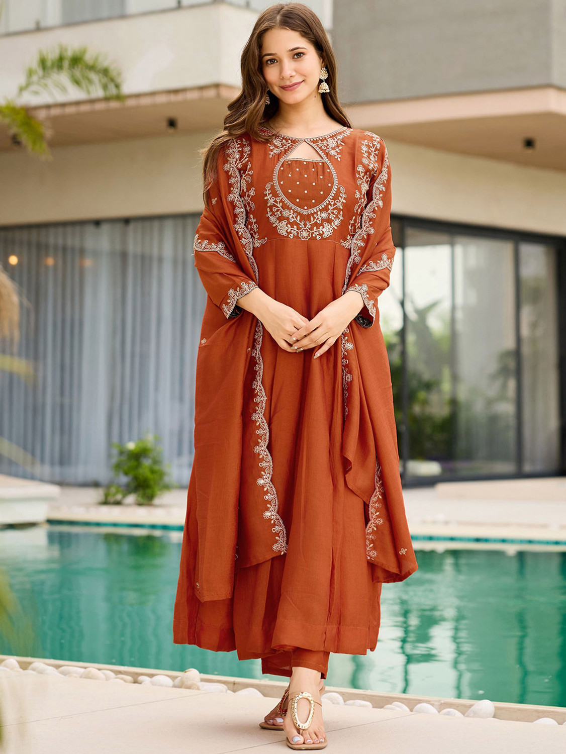 Image of Creeper Women Kurta Pant Dupatta Set