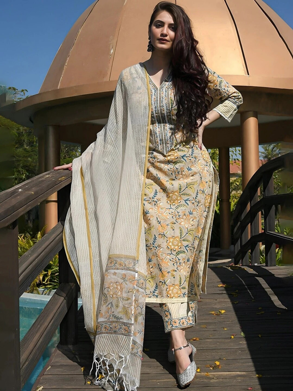 Image of rasam Women Kurti Pant Dupatta Set