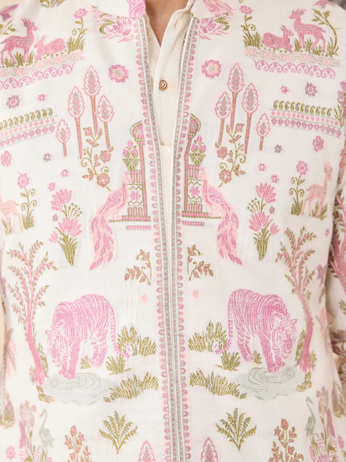 Image of House of Pataudi Men Kurta Pyjama Ethnic Jacket Set